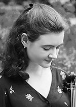 Clara Neubauer, violin