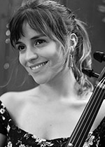 Laura Andrade, cello