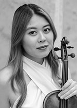Ria Honda, violin